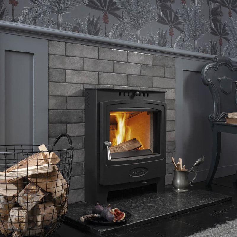 Load image into Gallery viewer, Arada Hamlet Solution 7 Inset Multifuel Stove - Black
